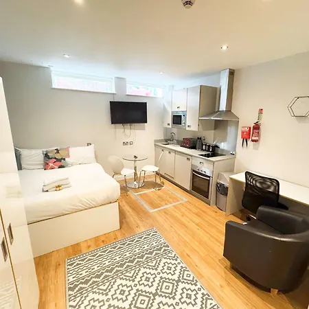 Harford House 01 - Hopewell